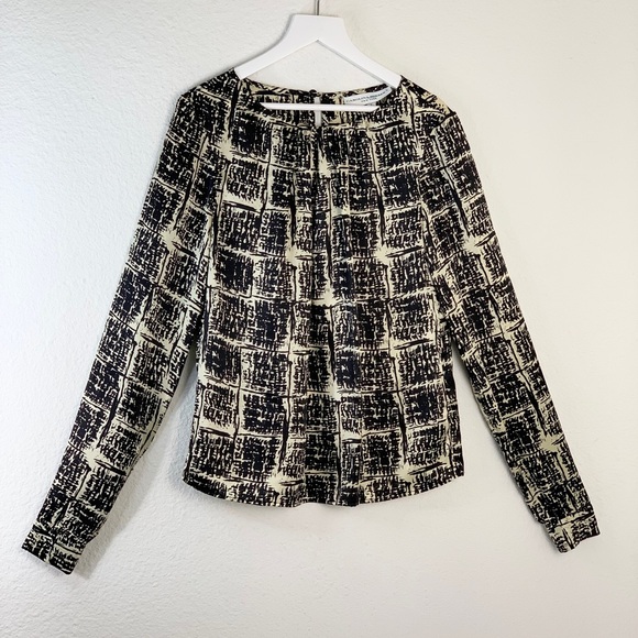 Carolina Herrera Silk Black Gold/Beige Long Sleeve Pullover Blouse Sz 2 - Picture 1 of 12